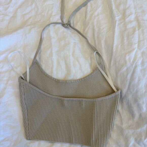 Aritzia Babaton Sculpt Knit Fuller Halter Top - size xxs - Picture 3 of 4